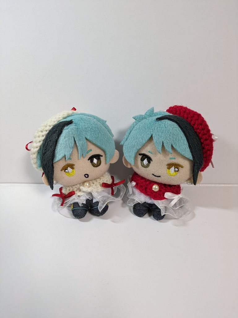 10cmぬい服 紅白ケープ&ベレーセット