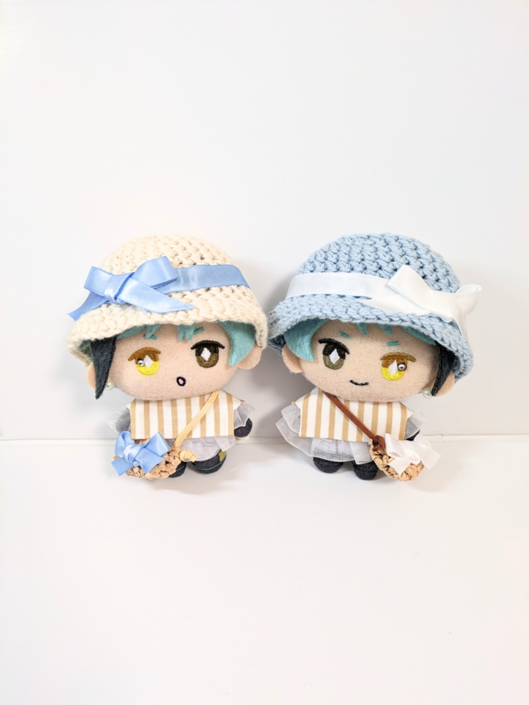 ぬい服10cm お出かけコーデセット『水色×サテン』