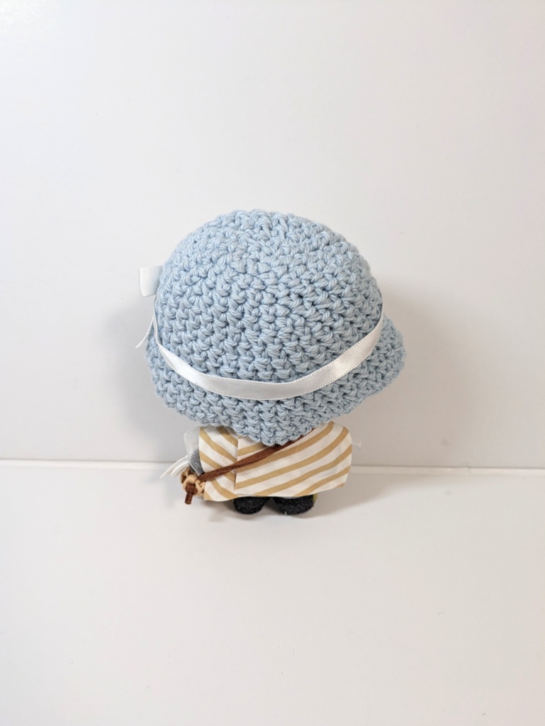 ぬい服10cm お出かけコーデセット『水色×サテン』