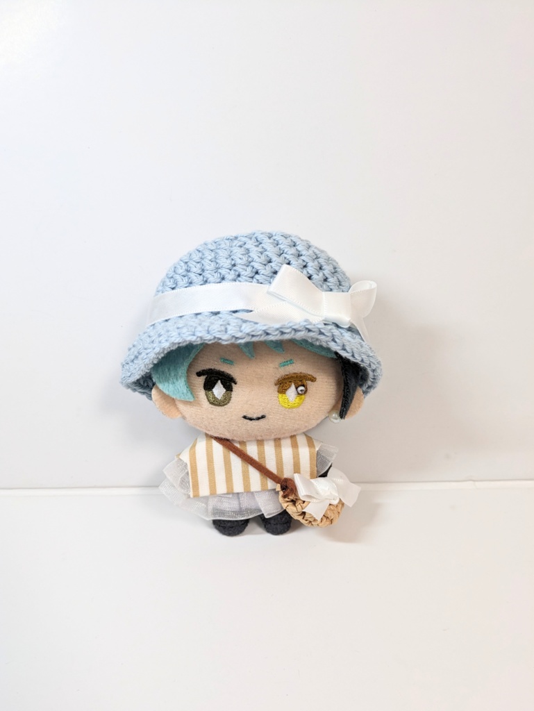 ぬい服10cm お出かけコーデセット『水色×サテン』