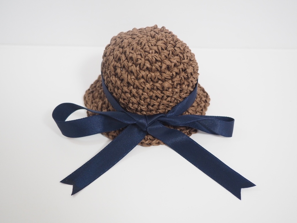 ぬいのサテンビッグリボン麦わら帽子 10cmサイズ