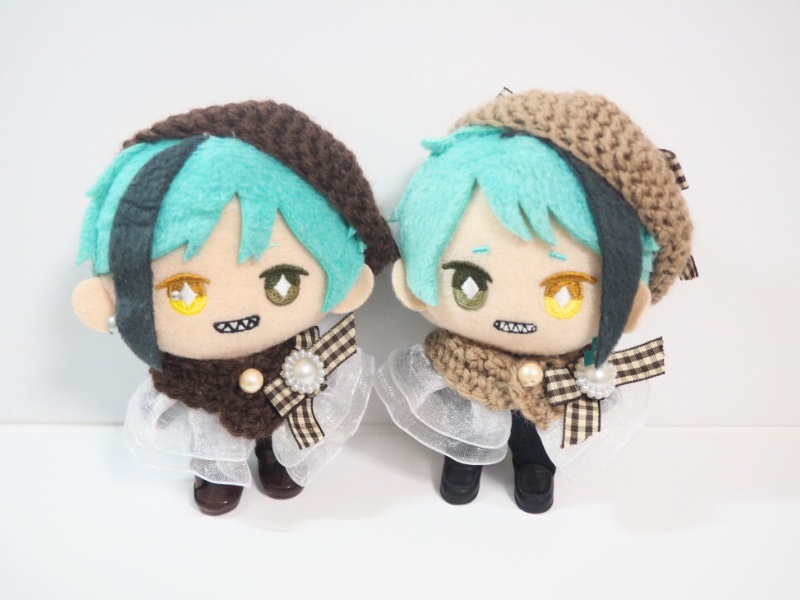 10cmぬい服 チェックリボンケープ&ベレーセット(ブラウン系)