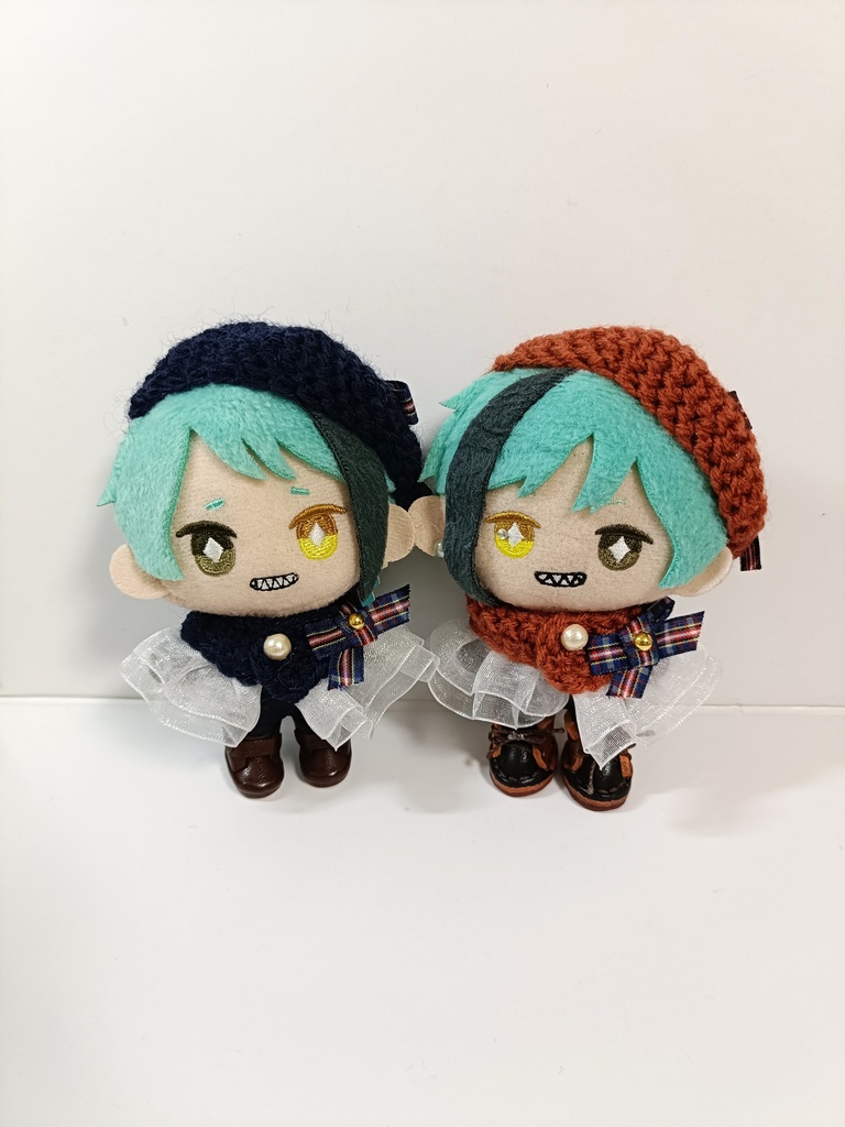 10cmぬい服 チェックリボンケープ&ベレーセット(ネイビー系)