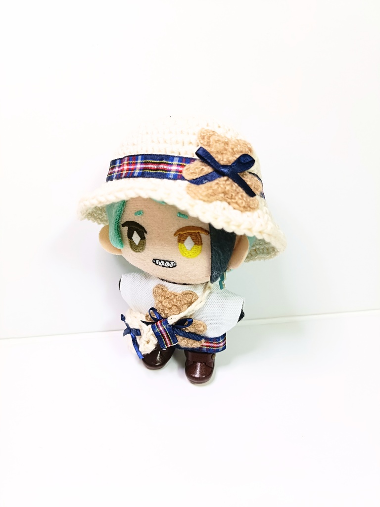 ぬい服10cm ふわふわくまさんセット~check~(ハット&トップス&バッグ)