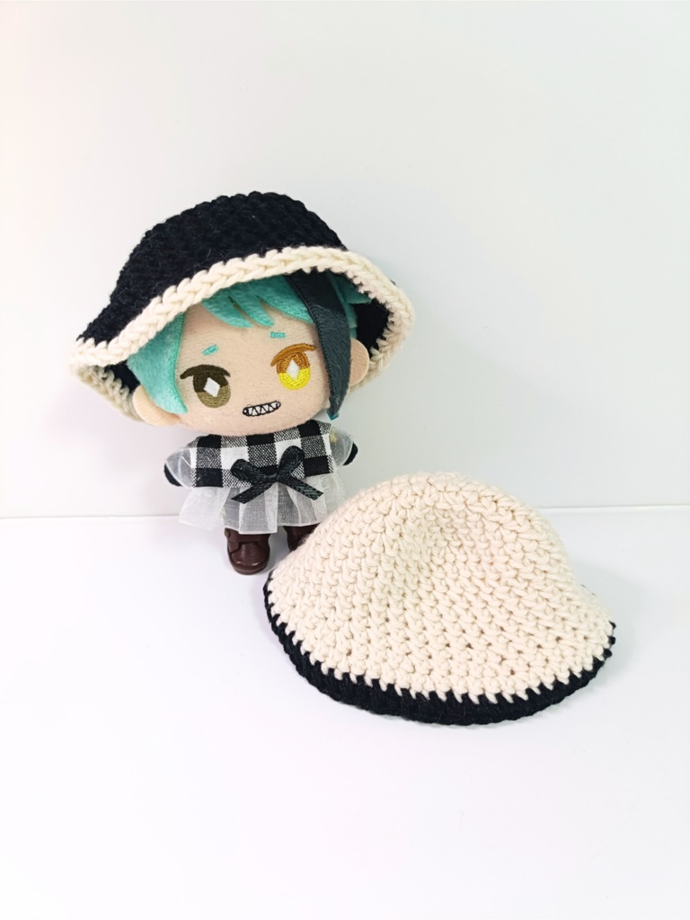 ぬい服10cm ギンガムフリルブラウスセット(ハット&フリルブラウス)