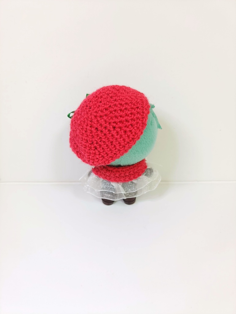 10cmぬい服 ストロベリーケープ&ベレーセットー濃いイチゴ色々ー