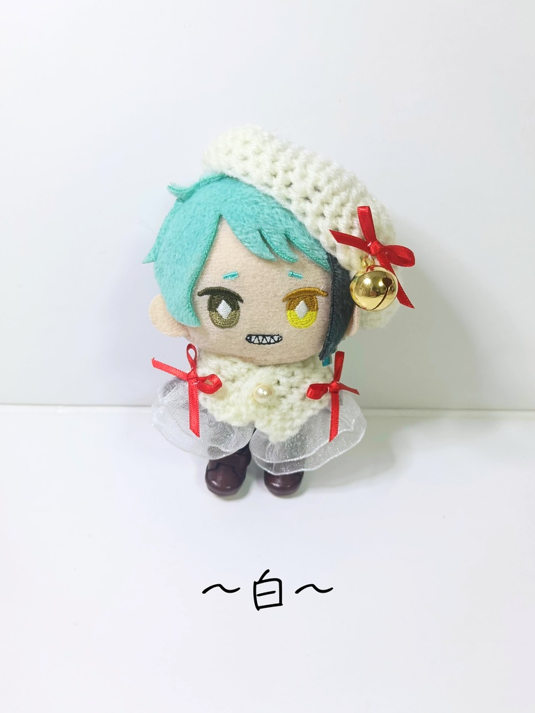 10cmぬい服 紅白!大きめ鈴ケープ&ベレーセット