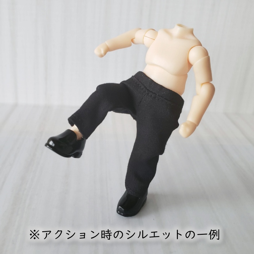 カラーコーデを楽しみたい✨モノクロのストレートパンツ(ねんどーる着用可)