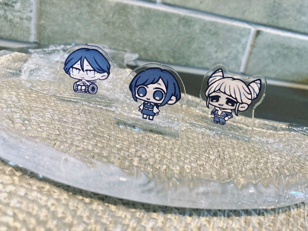 自立ミニアクリルスタンド