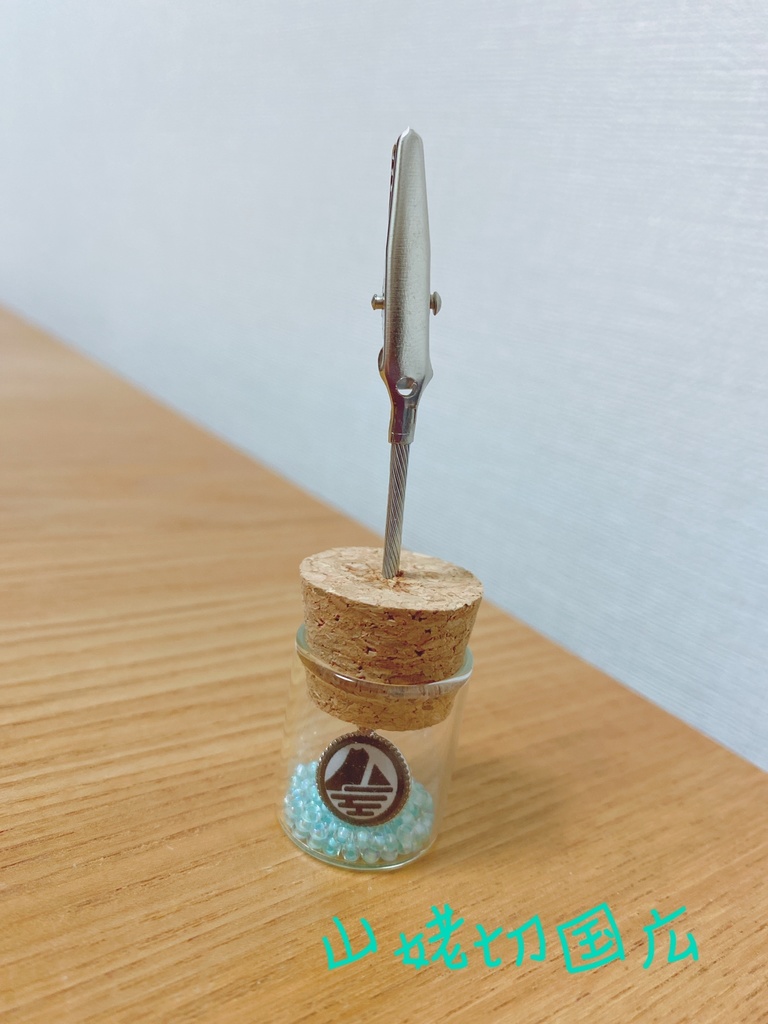 刀剣乱舞イメージ 紋チャームのメモスタンド♪