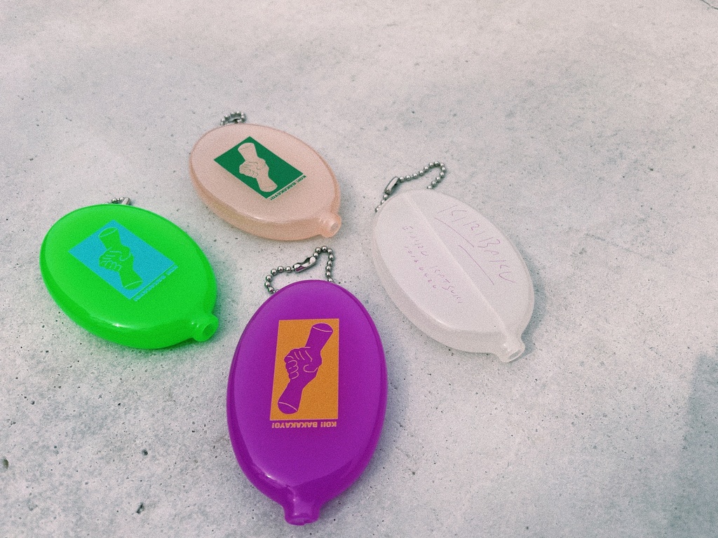 コインケース 来いバカ柄