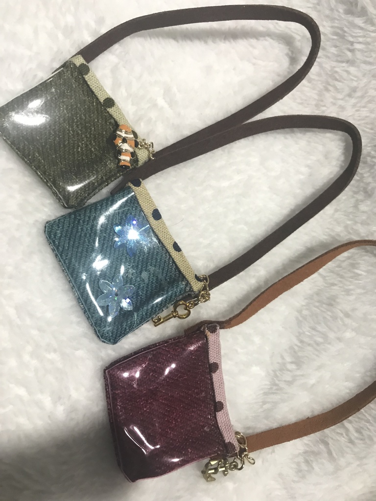 ぬいぐるみ用 サコッシュ(小)チャームランダム