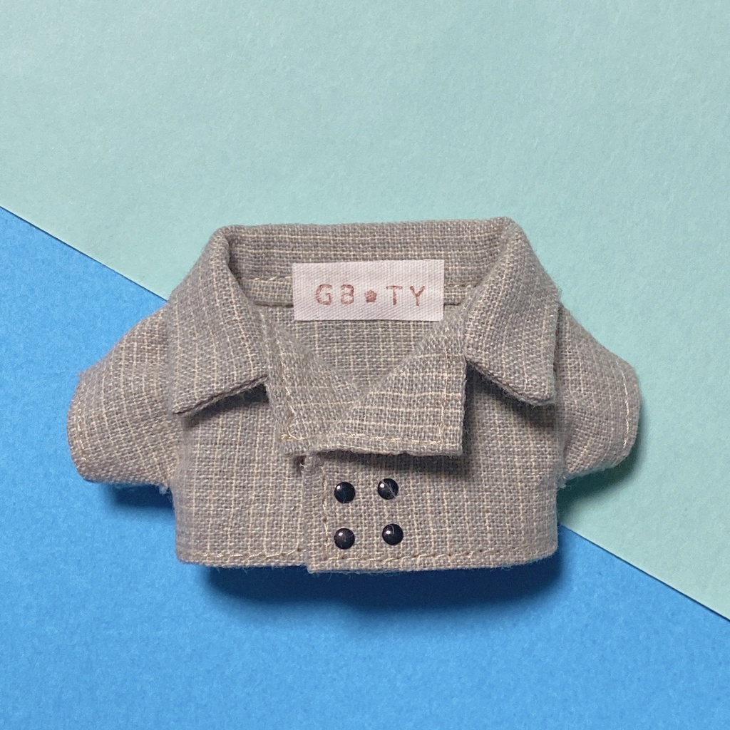 ダブルボタンジャケット