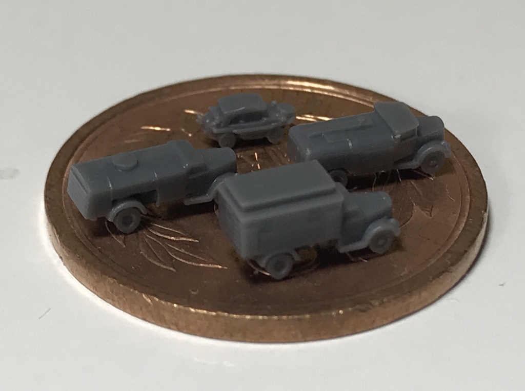 1/700 G SET2 ドイツ軍 燃料給油車、救護車両セット