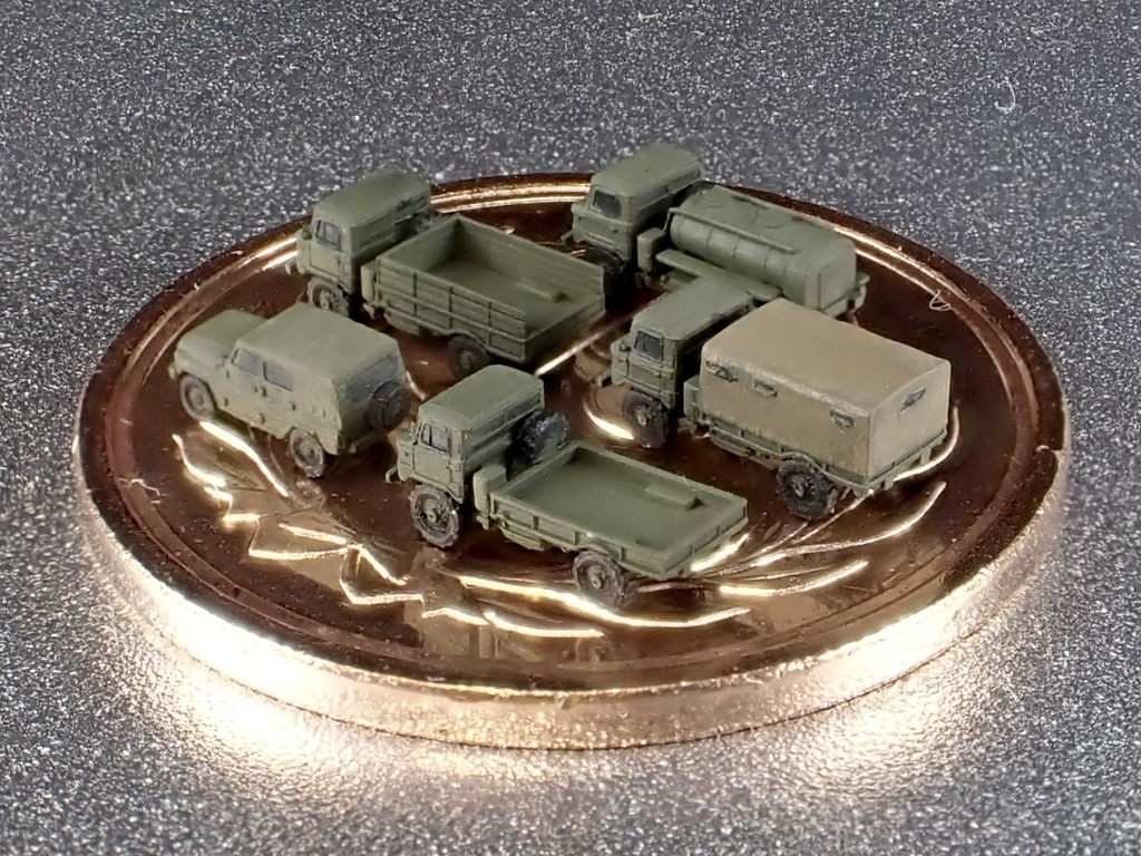 1/700 MR SET9 ロシア軍 GAZ-66 & UAZ-469セット
