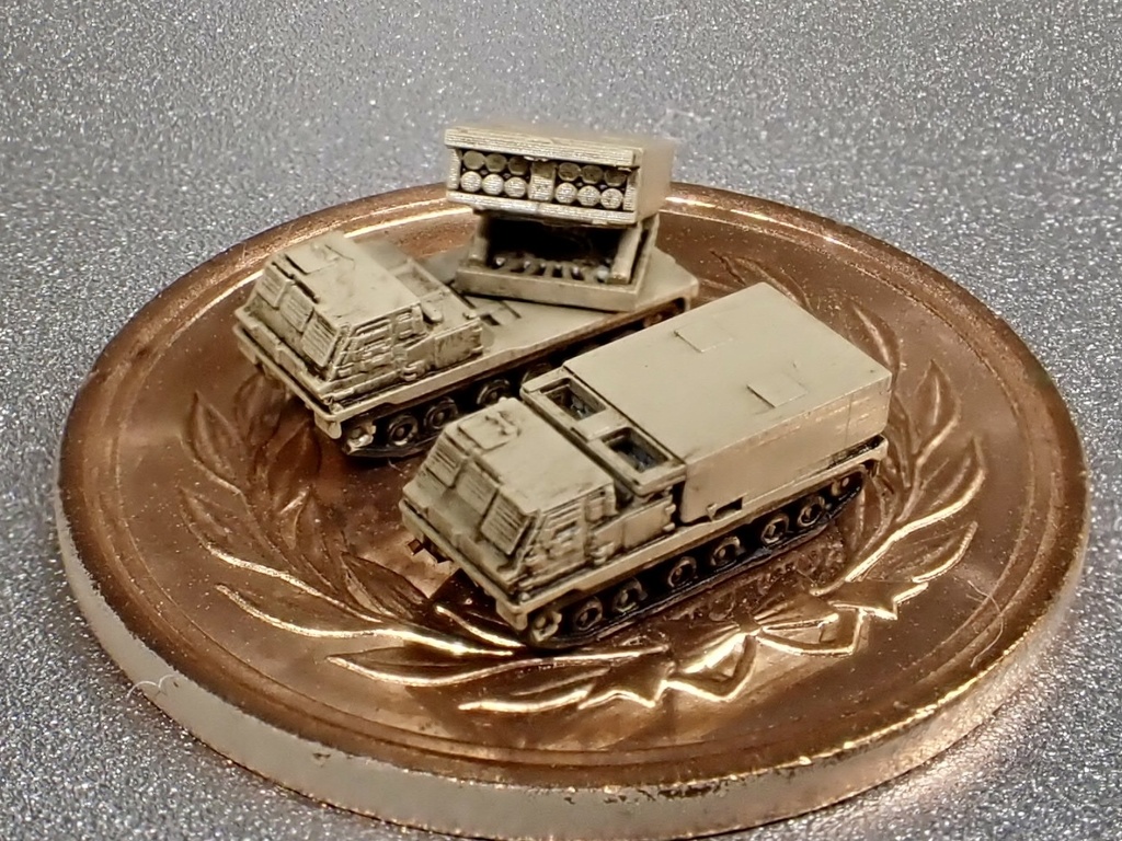 期間限定プレゼント　1/700　現用米軍MLRSセット