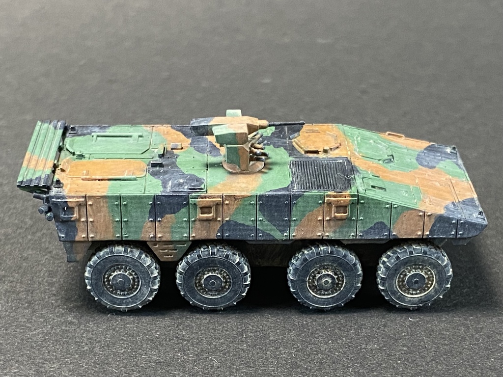 1/144 MF2 フランス軍 VPC 装輪装甲車