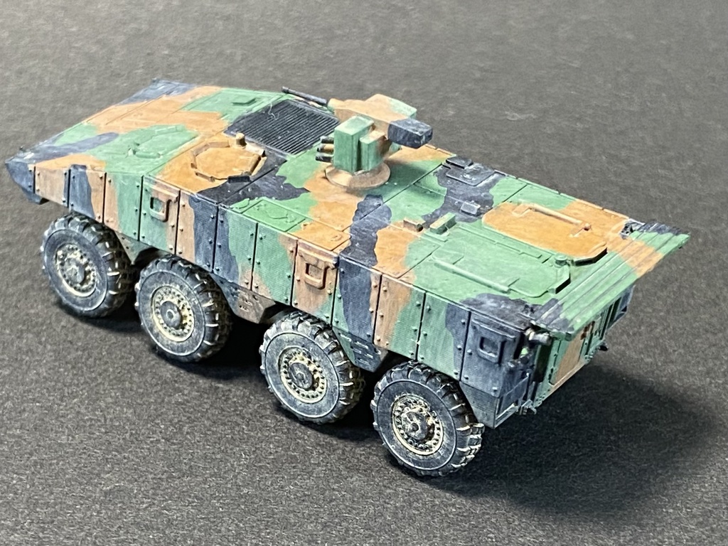 1/144 MF2 フランス軍 VPC 装輪装甲車