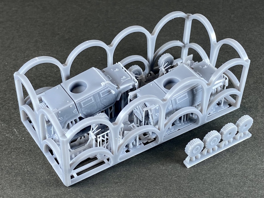 1/144 MITA1 144 現用イタリア軍 IVECO IMV 軽装輪装甲車