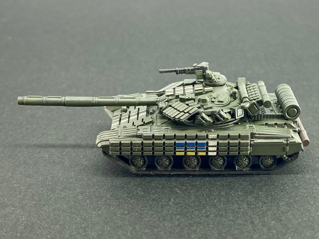 1/144 MR4 144 現用ウクライナ軍/ロシア軍 T-64BV