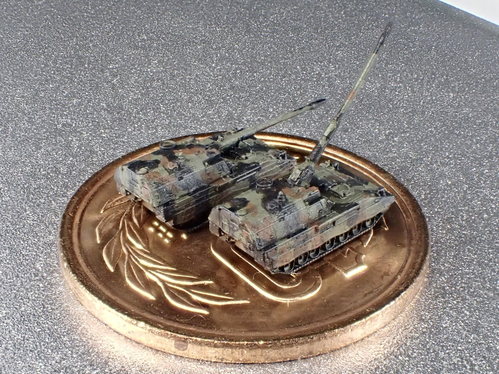 1/700 MG SET 6 現用ドイツ軍 PzH2000自走砲 セット