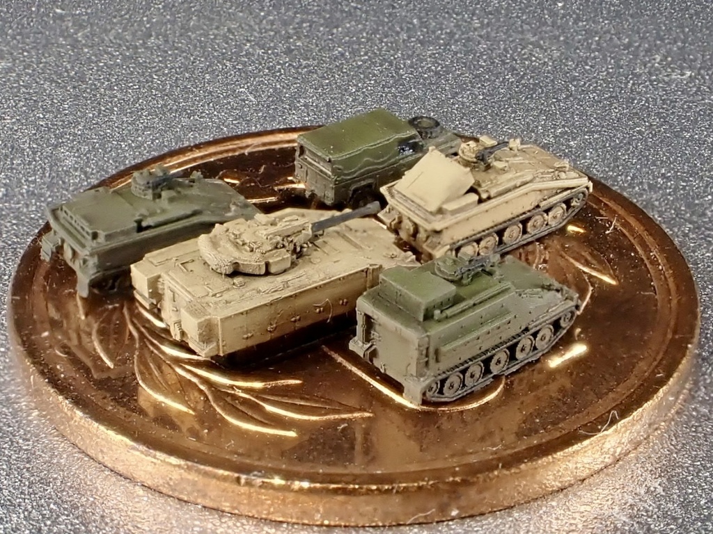 1/700 MUK SET4 現用英軍 戦闘車両セット