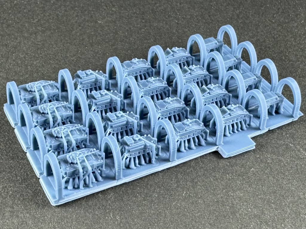 1/700 MUK SET4 現用英軍 戦闘車両セット