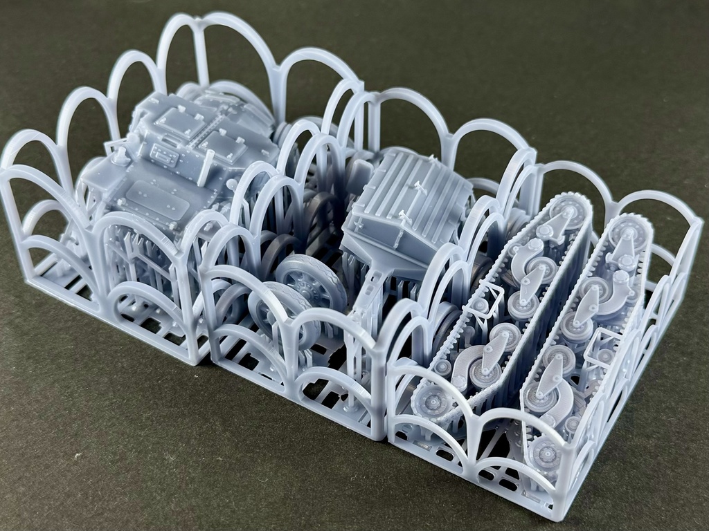 1/72 ITA3 72 イタリア軍 L6/40 Porta Munizioni