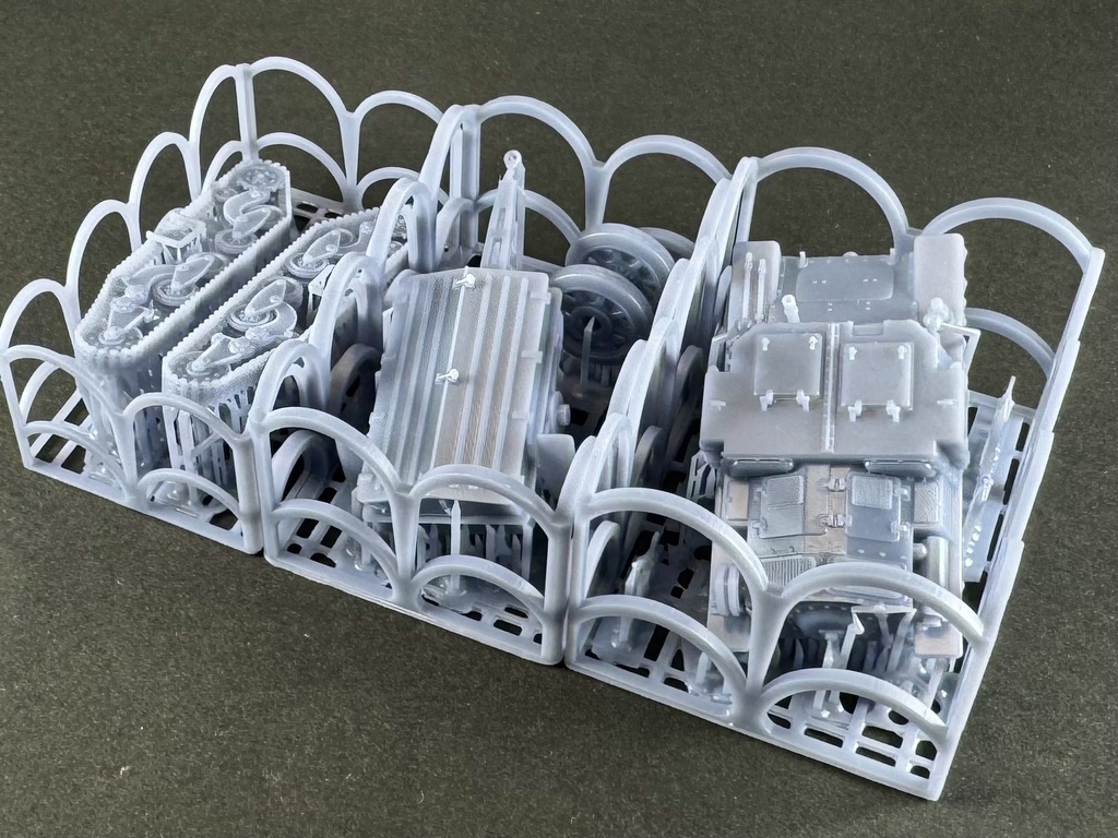 1/72 ITA3 72 イタリア軍 L6/40 Porta Munizioni