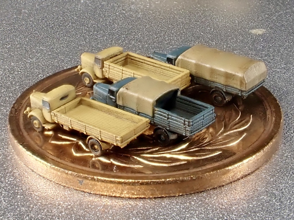 1/700 GSET41 ドイツ軍 L4500トラック前期型 セット