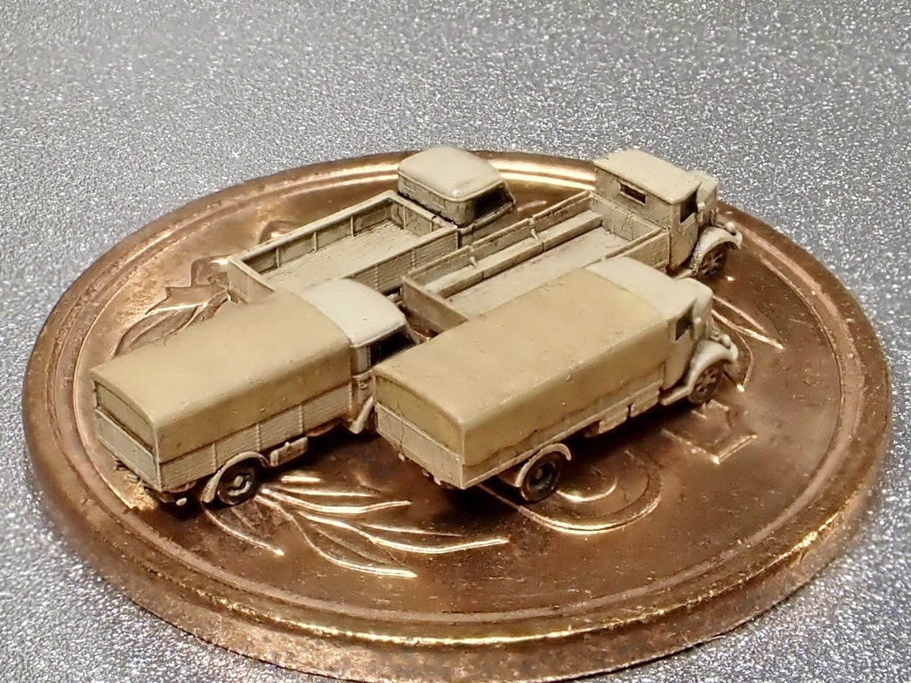 1/700 I SET4 イタリア軍 3RO&626nim トラックセット①