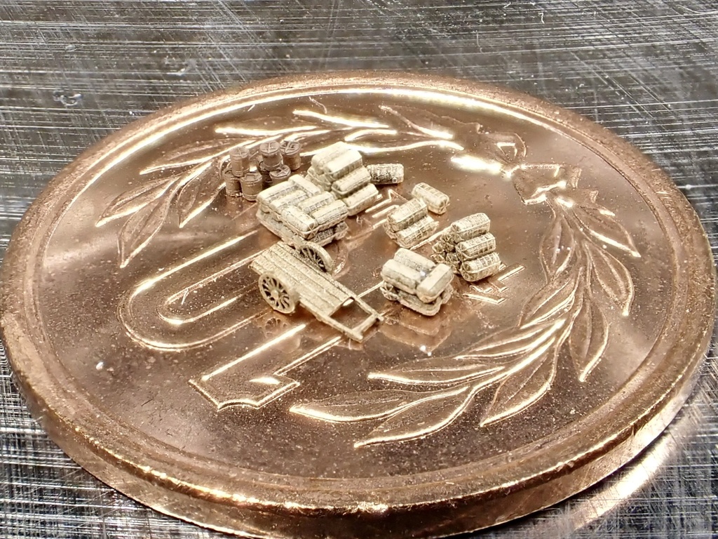 1/700 M18 米俵、味噌樽、大八車セット