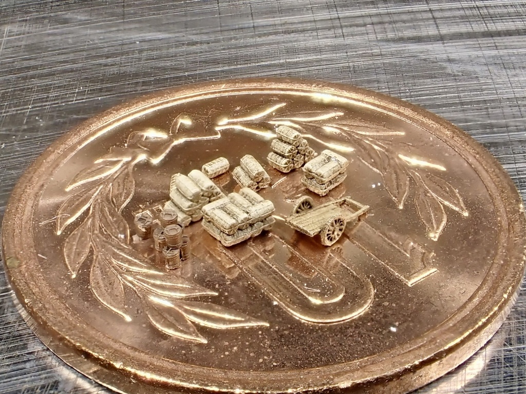 1/700 M18 米俵、味噌樽、大八車セット