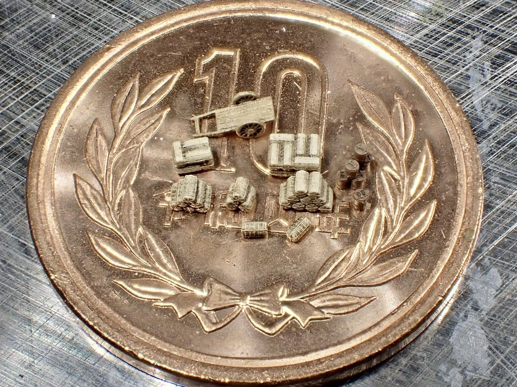 1/700 M18 米俵、味噌樽、大八車セット