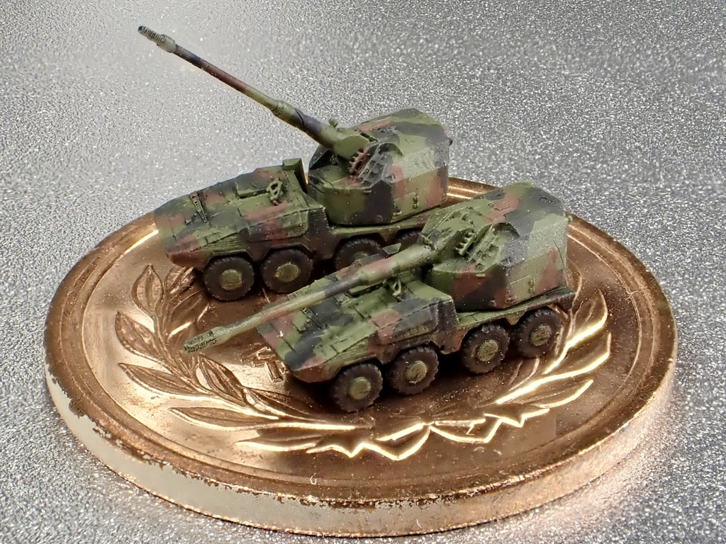 1/700 MG8 現用ドイツ軍 RCH 155 ボクサー自走砲セット