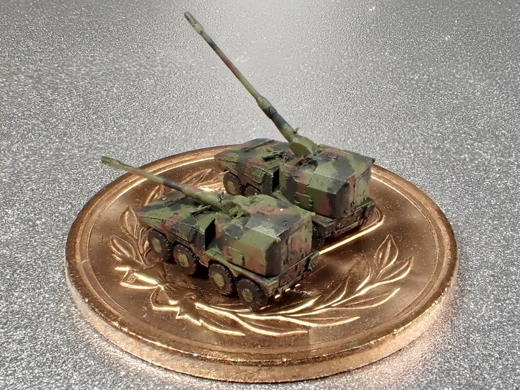 1/700 MG8 現用ドイツ軍 RCH 155 ボクサー自走砲セット