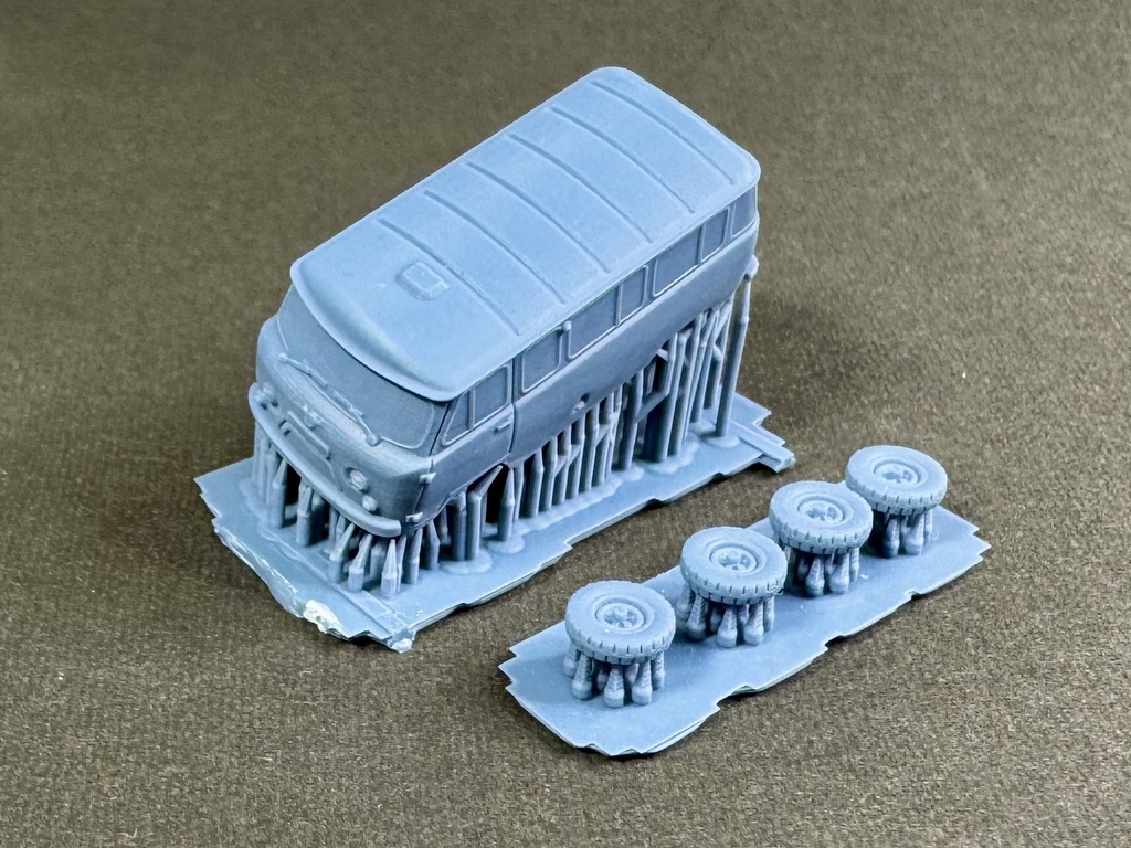 1/144 MR5 144 現用ロシア軍 UAZ-452