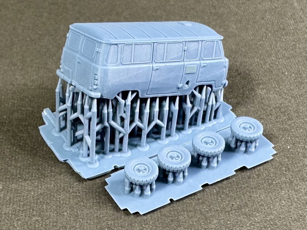 1/144 MR5 144 現用ロシア軍 UAZ-452