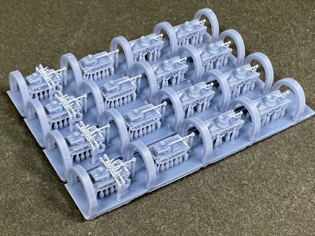 1/700 MF SET6 現用フランス軍軽装甲車両セット