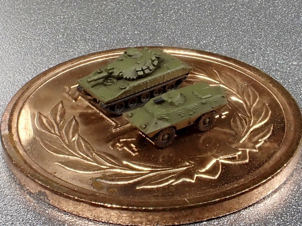 1/700 MUS47 現用米軍 M551シェリダン &  コマンドウV100　セット