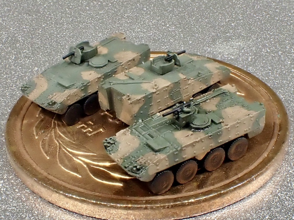 1/700 JSDF4 陸上自衛隊 装輪装甲車AMVセット②指揮車