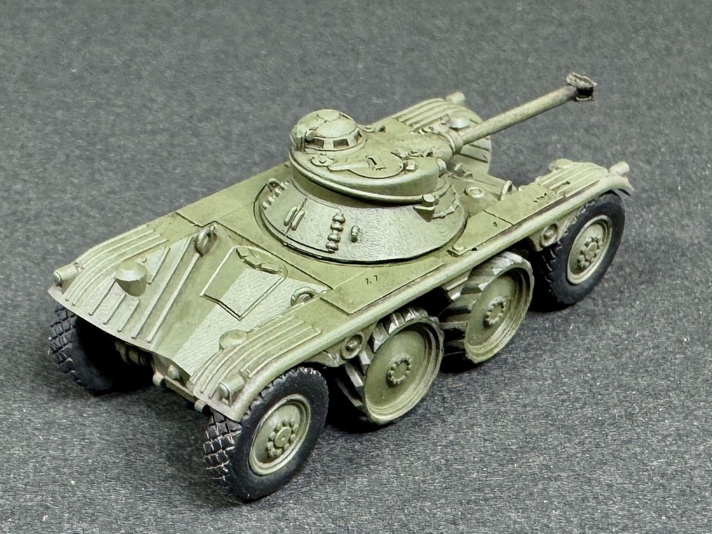 1/144 MF7 現用フランス軍 EBR装甲車