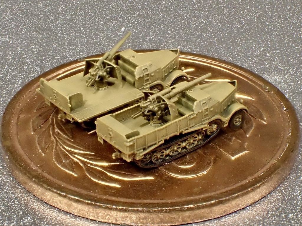 1/700 G44 ドイツ軍 sdkfz9 18tハーフトラック 88mm対空自走砲セット