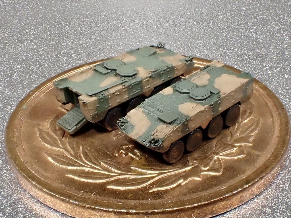 期間限定プレゼント　1/700　装輪装甲車AMV（固定武装無し）セット
