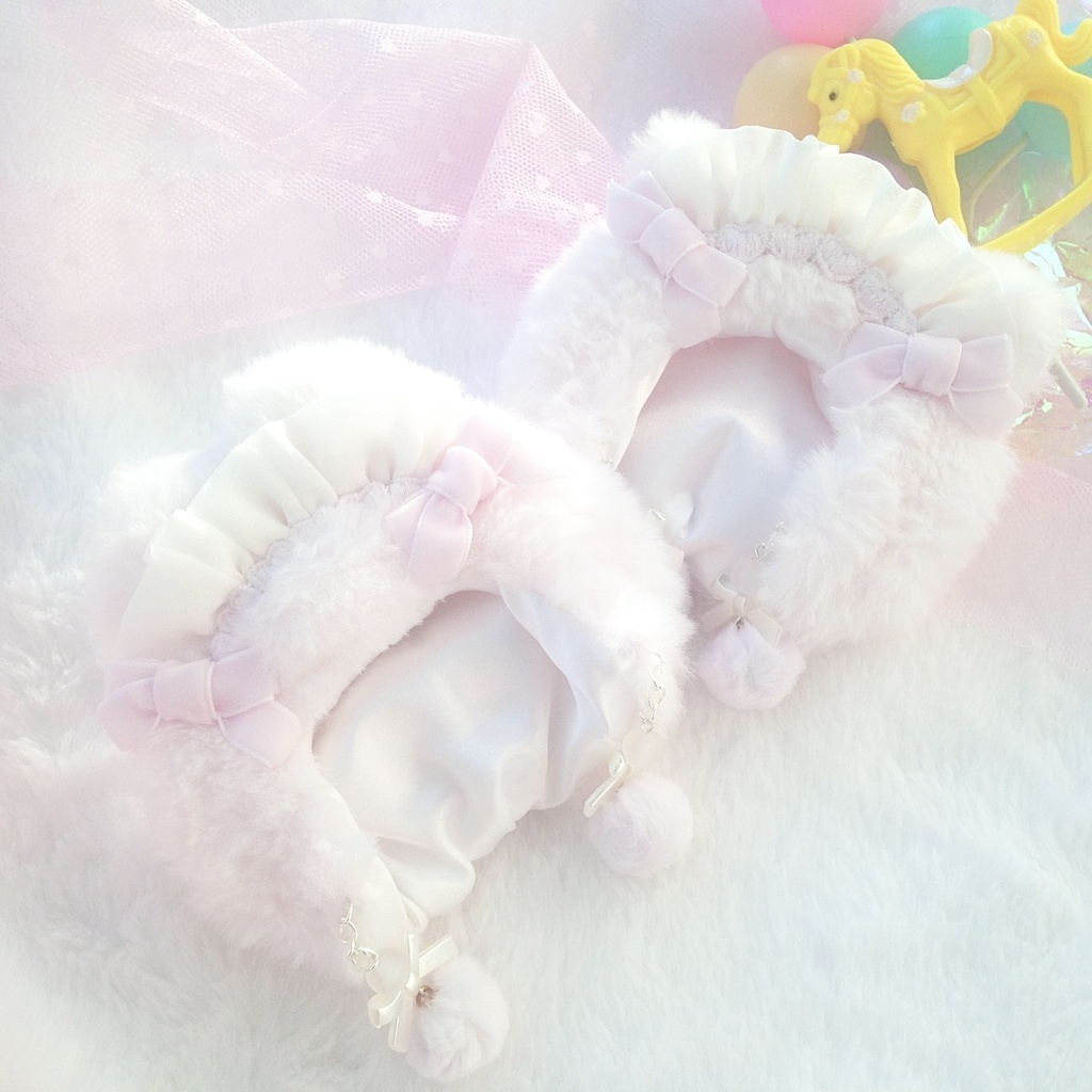 Heart Lace Maid Hood