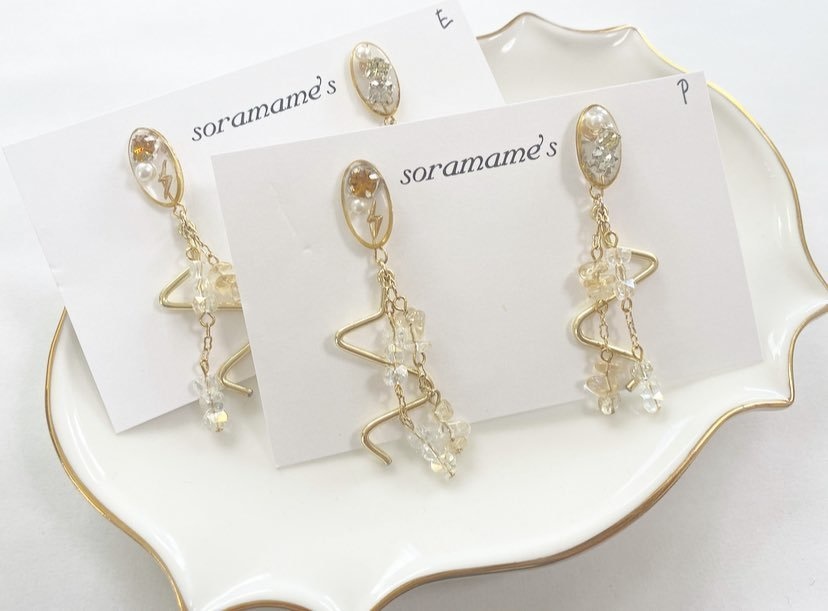 宇善イメージピアス/イヤリング