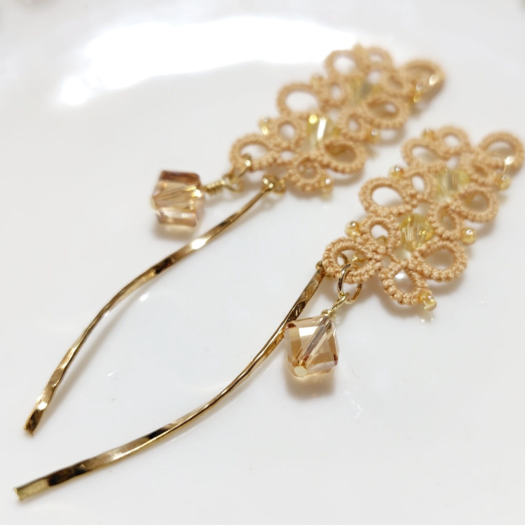 【オリジナル】タティングレースのイヤーアクセサリーサリー