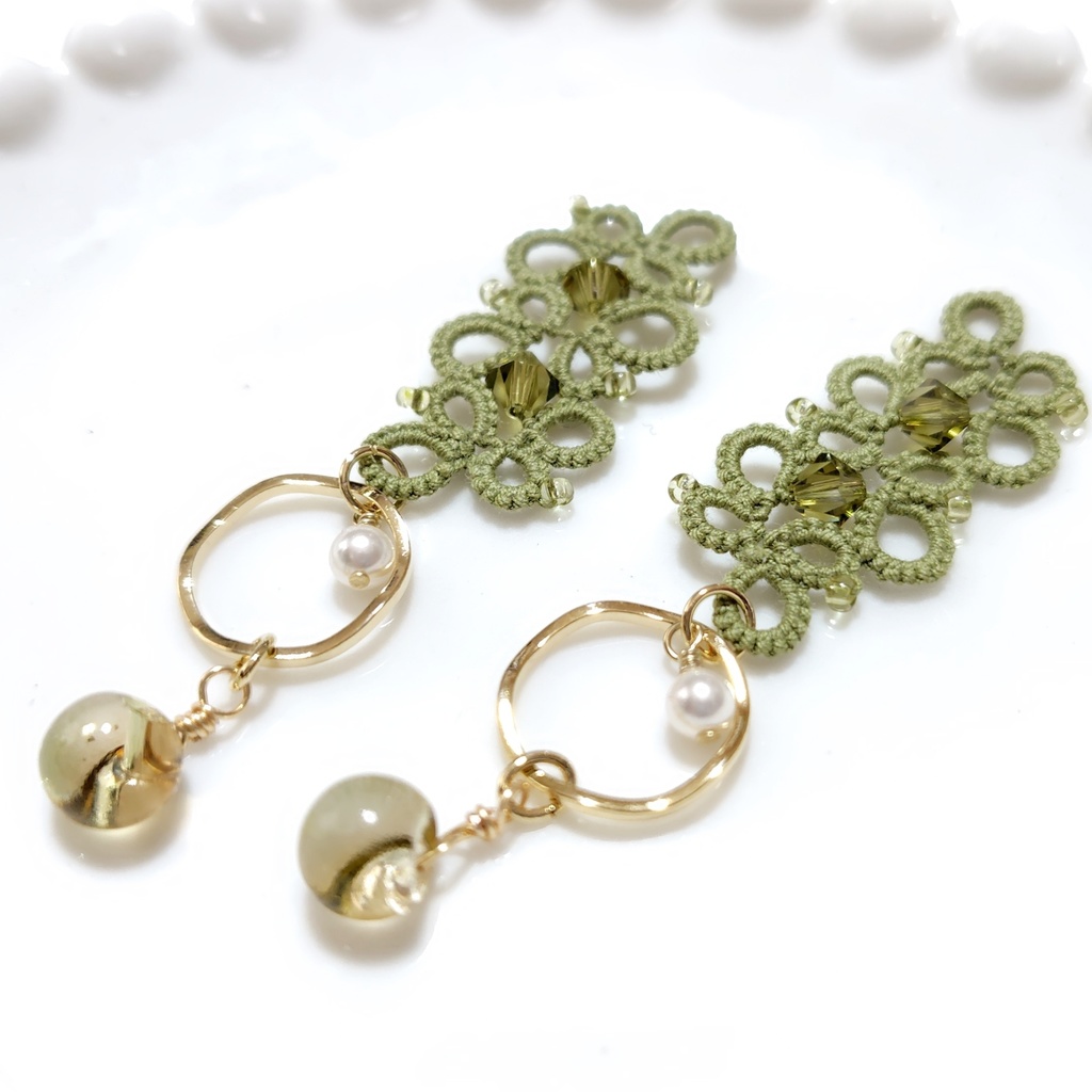 【オリジナル】タティングレースのイヤーアクセサリーサリー