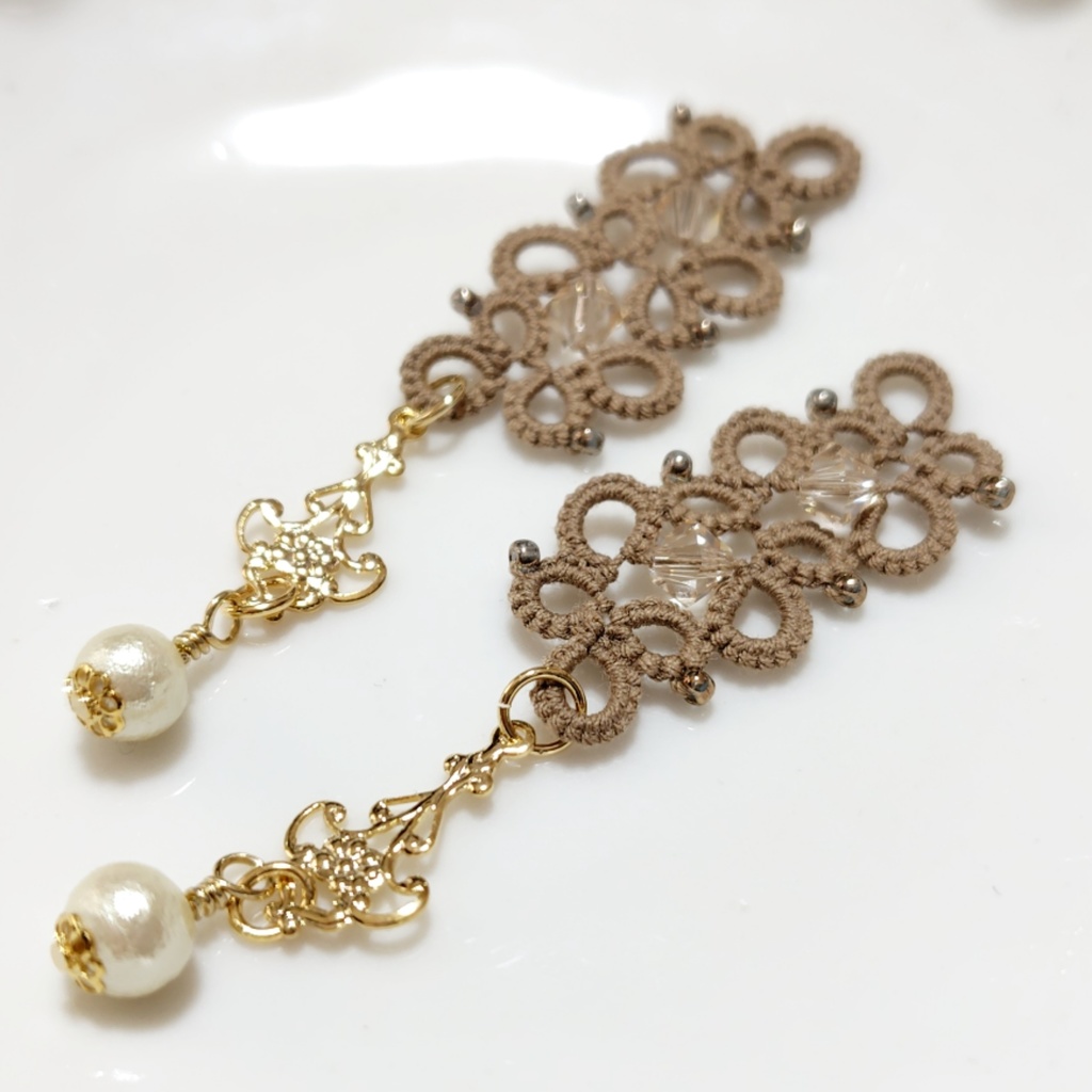 【オリジナル】タティングレースのイヤーアクセサリーサリー