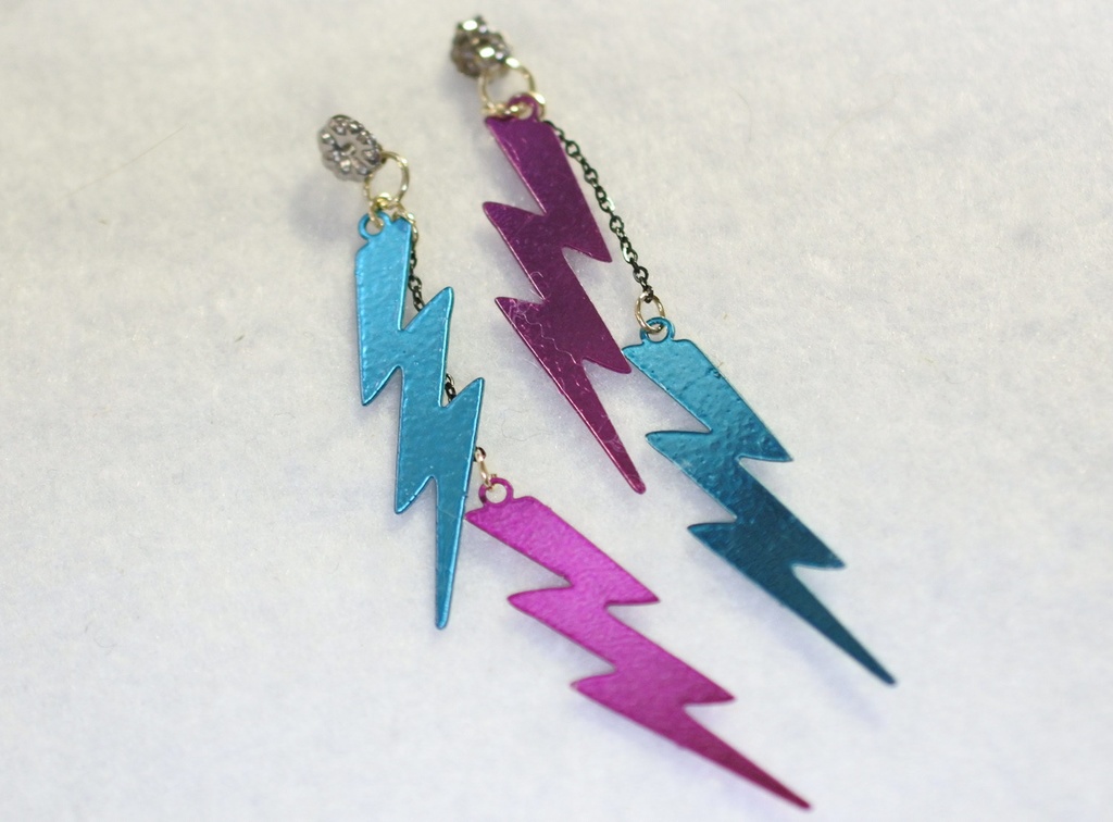 FGO / インドラ様概念天然石ピアス(2way / チタン)